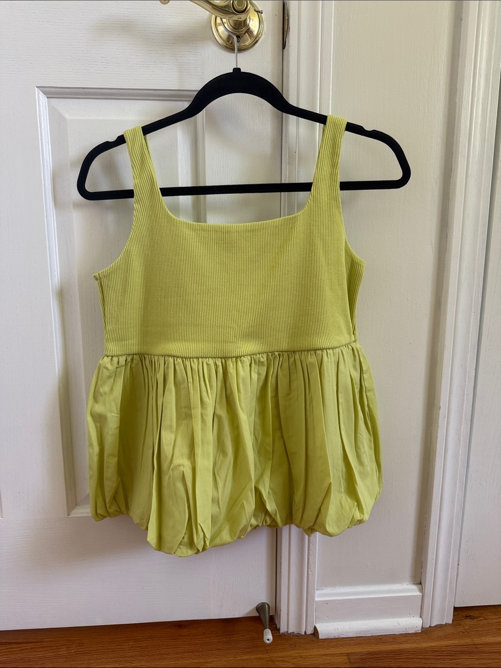 Ribbed Bubble Hem Tank Top